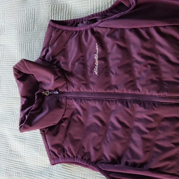 Eddie Bauer MotionLoft Hybrid Down Vest - Picture 4 of 9